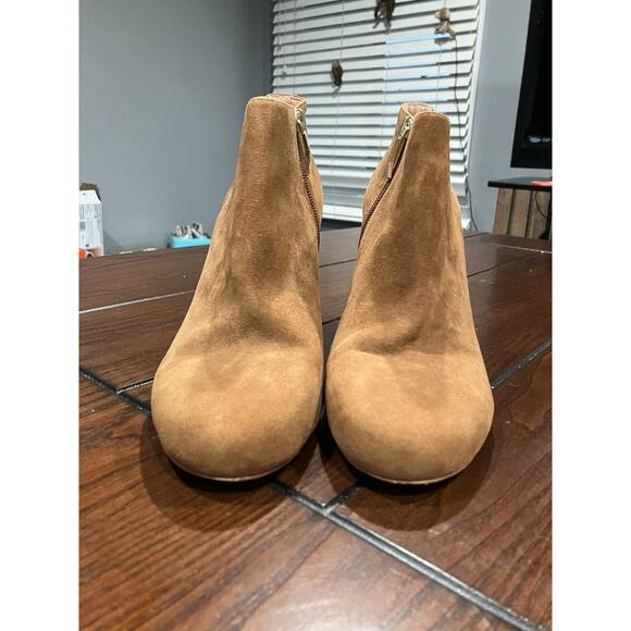 Kate Spade Cirra Boots 9 1/2 M Tan Suede Studded Ankle Heels! - Picture 3 of 5